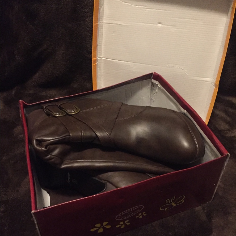 Heeled Knee-Length Boots